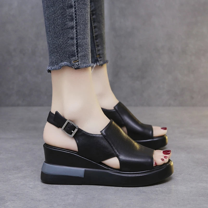 Stützende orthopädische Sandalen für komfortables Gehen | Orntli