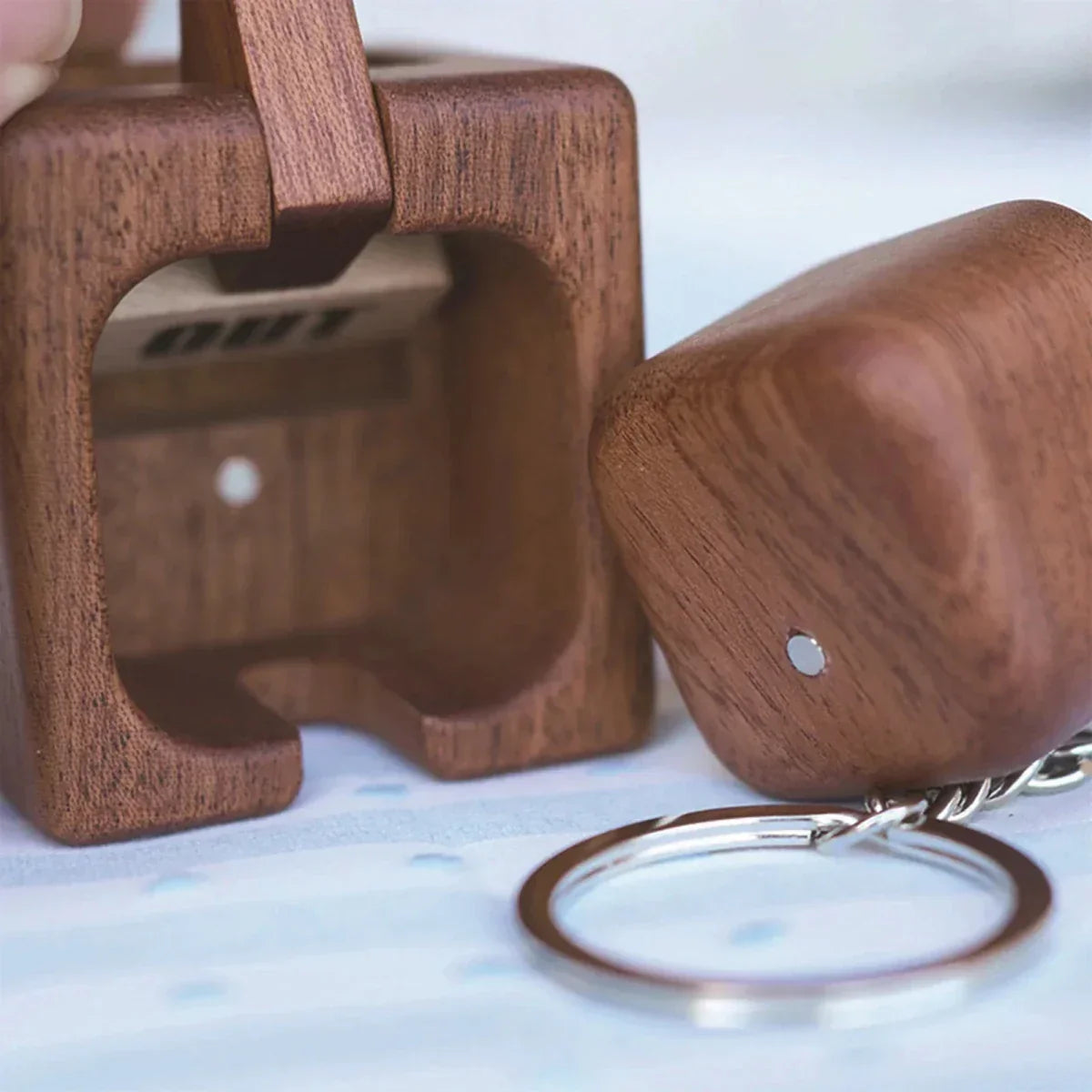 KEYFLOW Magnetic Wall Key Organizer For Sleek Home Organization