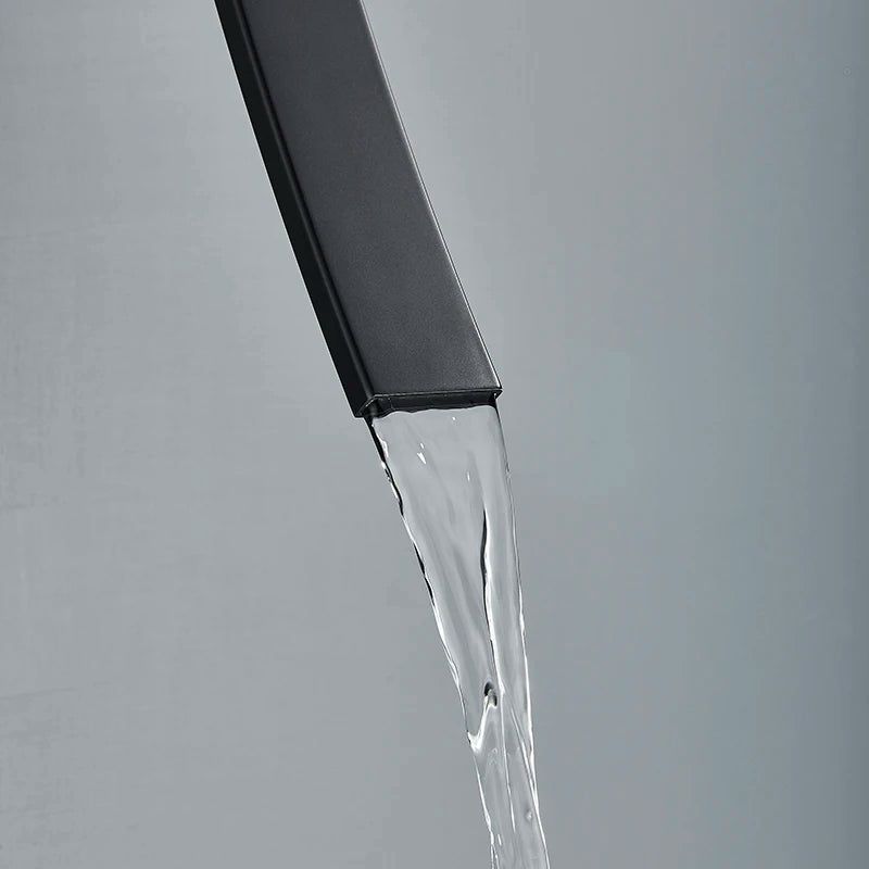 Calden Arcus Faucet | Orntli