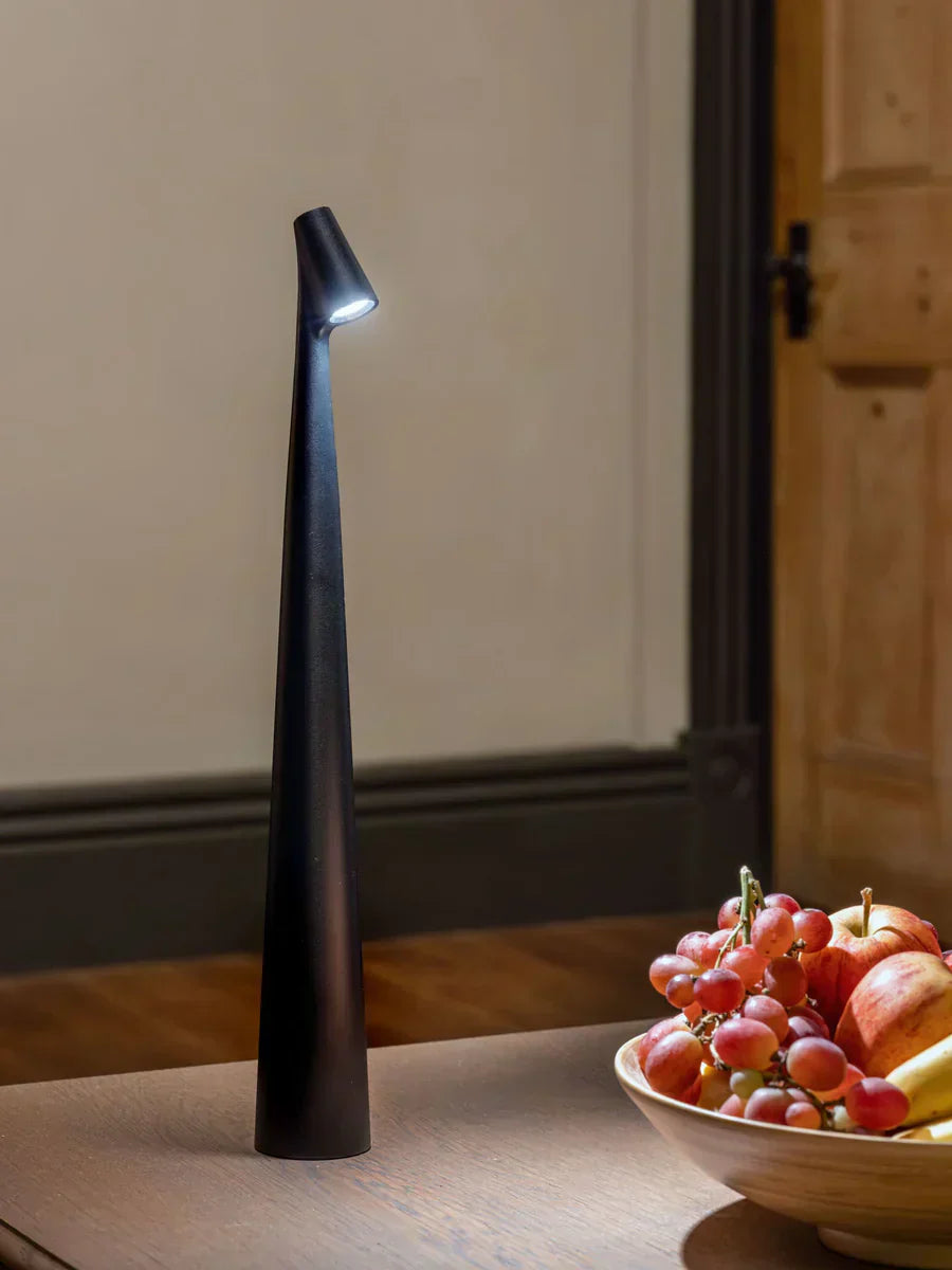 Nordisk minimalistisk design bordlampe | Trådløs | LED | Læselampe | Spisebordslampe