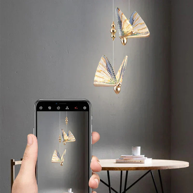 LumiMoth kunstnerisk sommerfuglpendellampe for stue