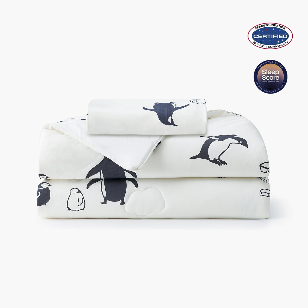 Kids Cooling Comforter with Outlast® Technology | Soft & Breathable Design for Optimal Sleep Comfort 1