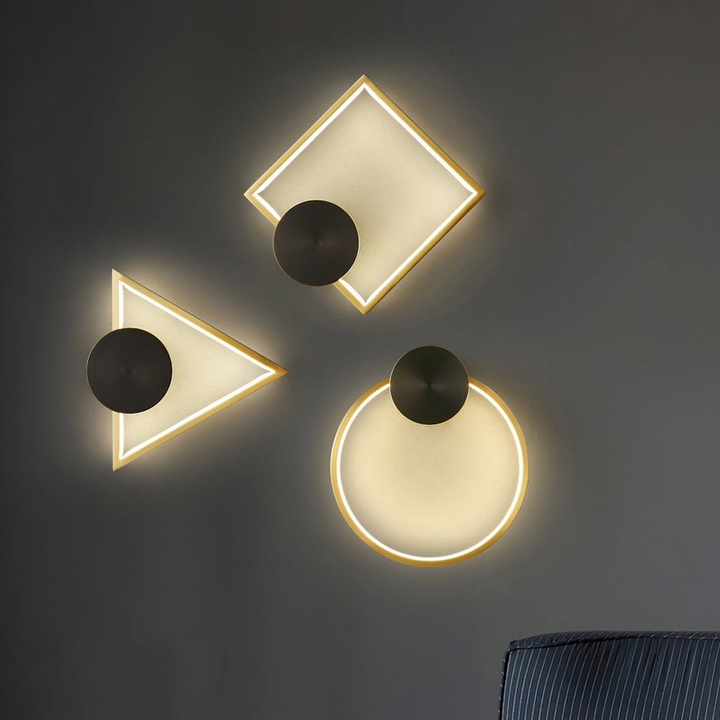 LumiForm | Slank Geometrisk Vegglampe for Moderne Rom