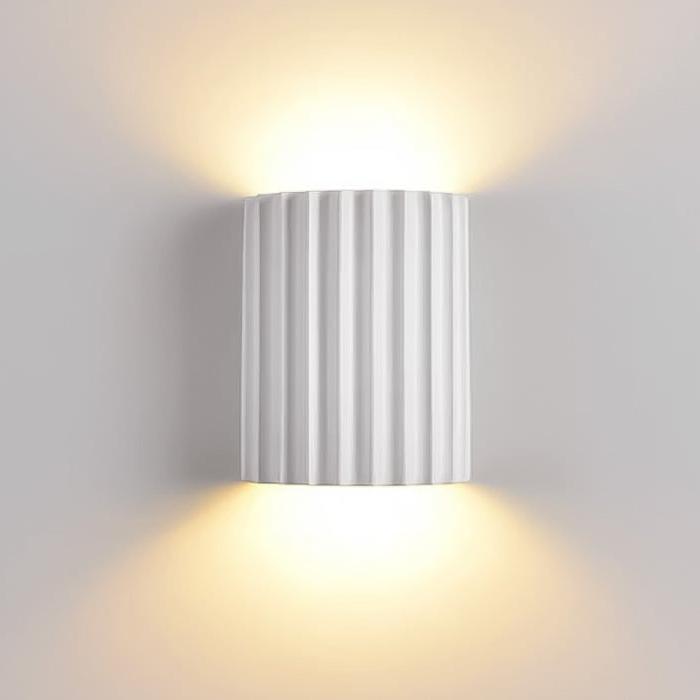 Candeeiro de Parede em Resina às Riscas com Luminária LED Individual para Ambiente