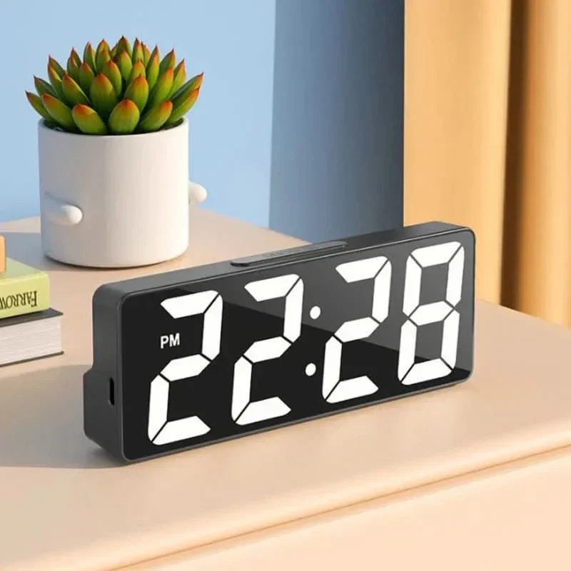 NovaTime LED digitális ébresztőóra hőmérséklet-kijelzővel éjjeliszekrényre