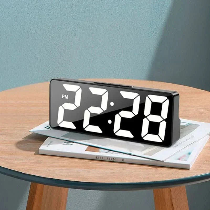 NovaTime LED digitális ébresztőóra hőmérséklet-kijelzővel éjjeliszekrényre