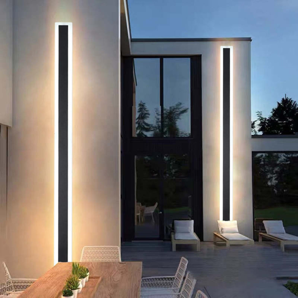 Elora Linear Exterior Wall Light | Orntli