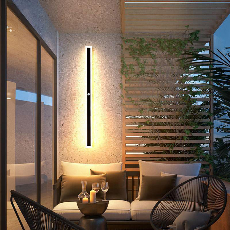 Elora Linear Exterior Wall Light | Orntli