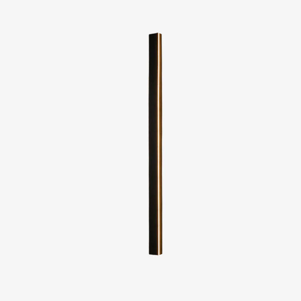 Elara | Linear Outdoor Wall Light | Orntli