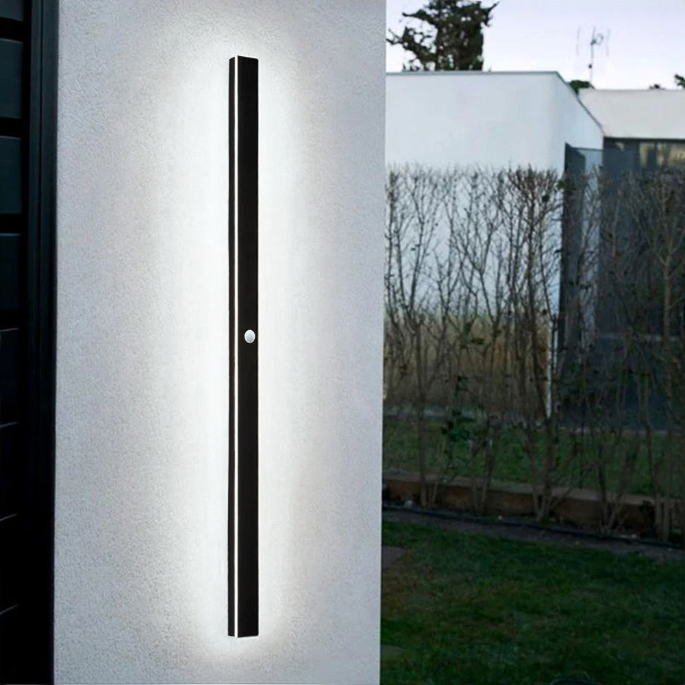 Elara | Linear Outdoor Wall Light | Orntli