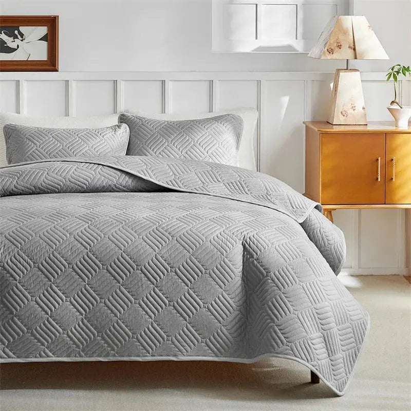 Lightweight Bedding Sets | Double-Sided Bedspread Set for Summer Comfort | Breathable Soft Fabric for Queen Beds 5