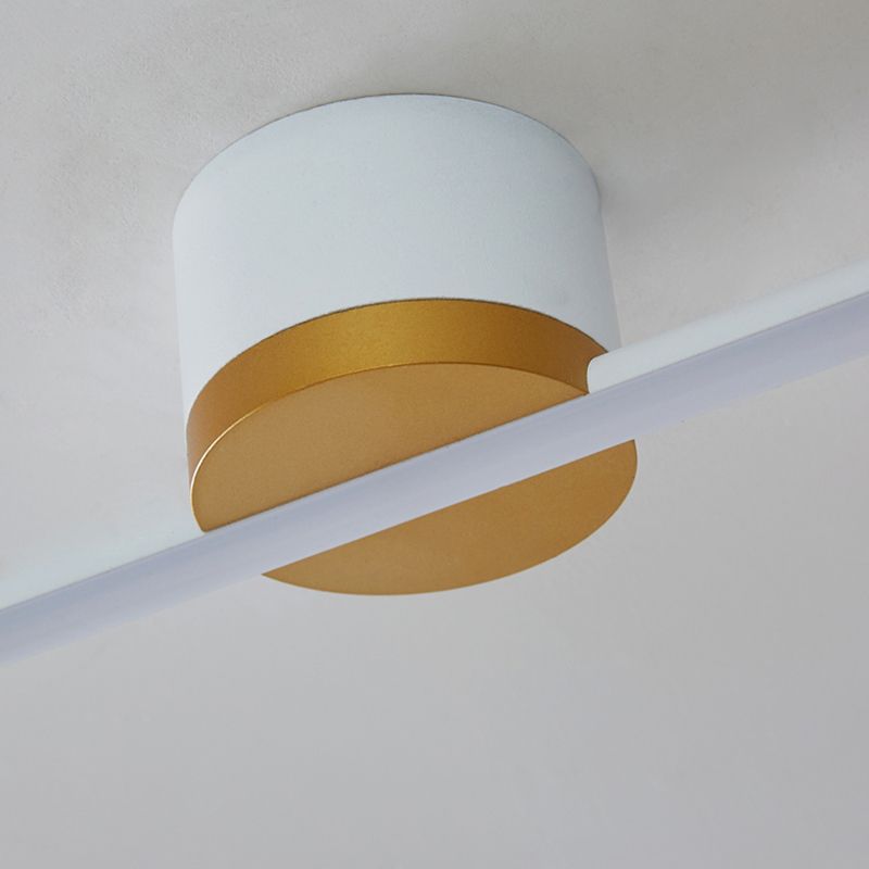 Sleek Linear Ceiling Light With Metal Frame, 24 Inch