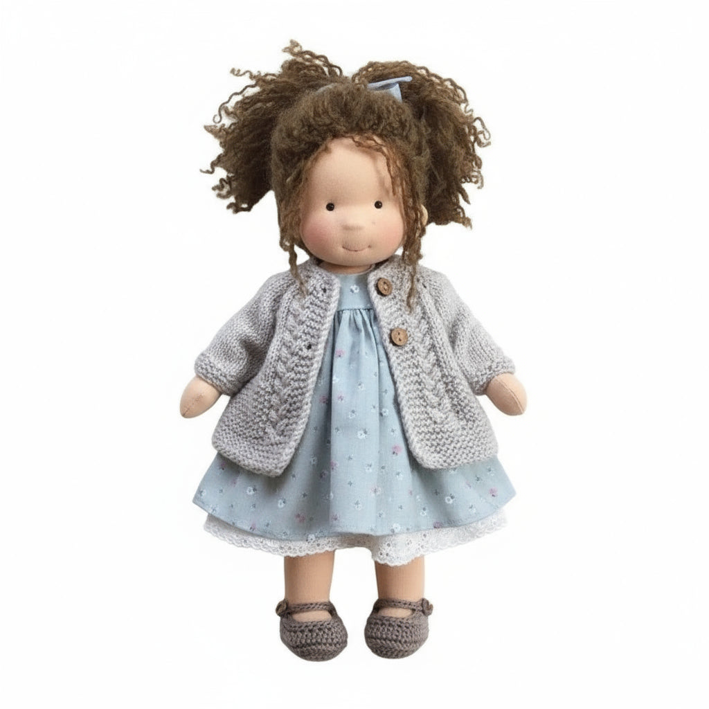 Lyra handgefertigte Waldorf-Puppe aus Baumwolle für kreatives Spielen und fantasievolle Kinder Geschenk