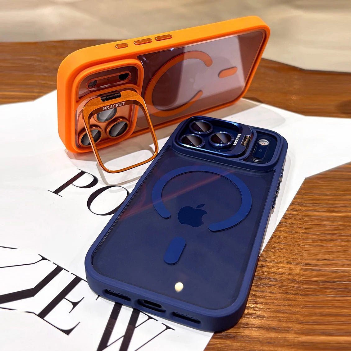 Pouzdro GuardGrip MagSafe pro iPhone s nárazuvzdorným rámem a popruhem na nošení