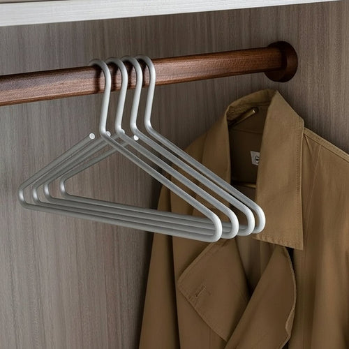 Aurelia Pro Kleiderbügel-Set in Gold und Silber zur Platzersparnis im Kleiderschrank