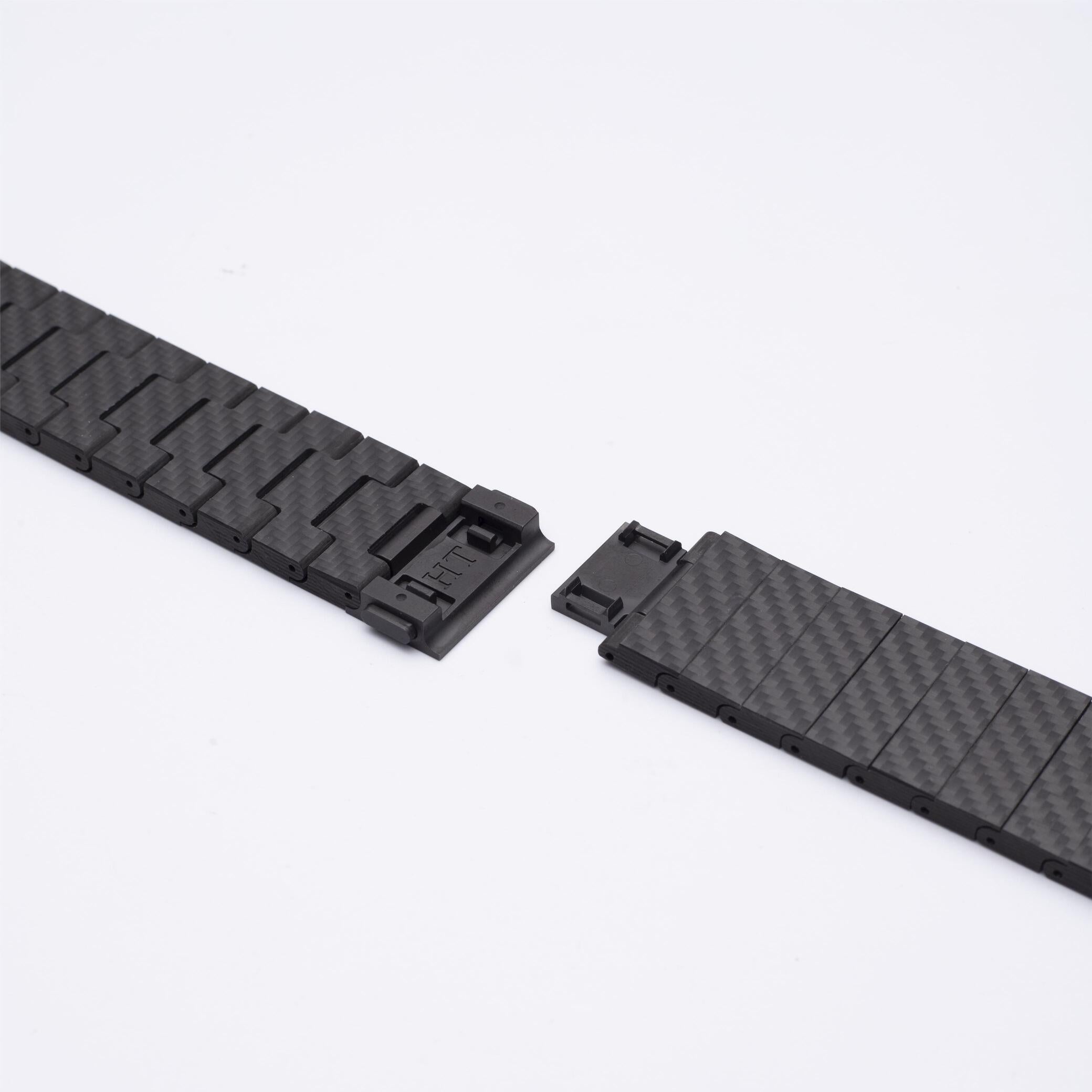 Erkekler için Apple Watch Karbon Fiber Kayış - Sportif ve Zarif Stil