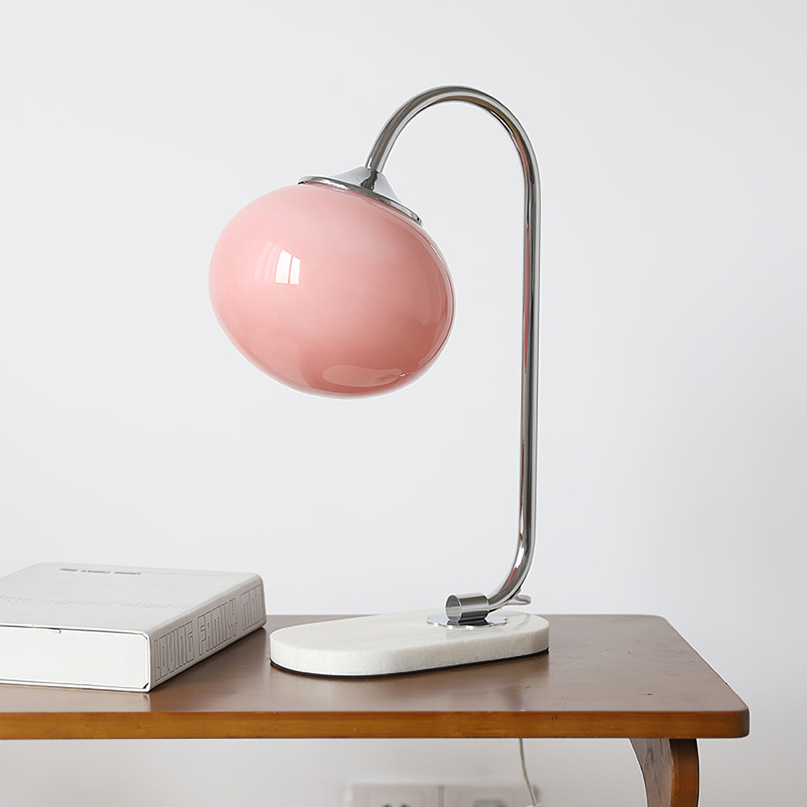 LumiPuff | Pillecukor ihlette puha rózsaszín üveg asztali lámpa