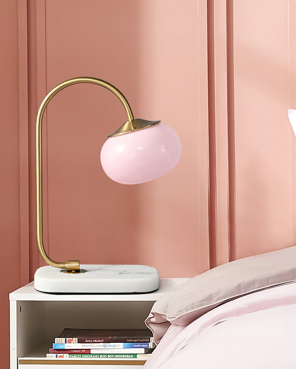 LumiPuff | Pillecukor ihlette puha rózsaszín üveg asztali lámpa