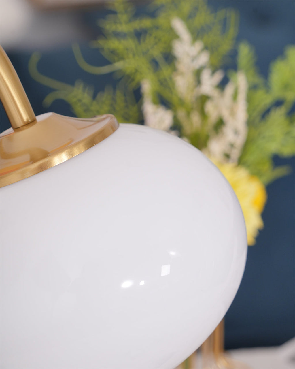 LumiPuff | Pillecukor ihlette puha rózsaszín üveg asztali lámpa