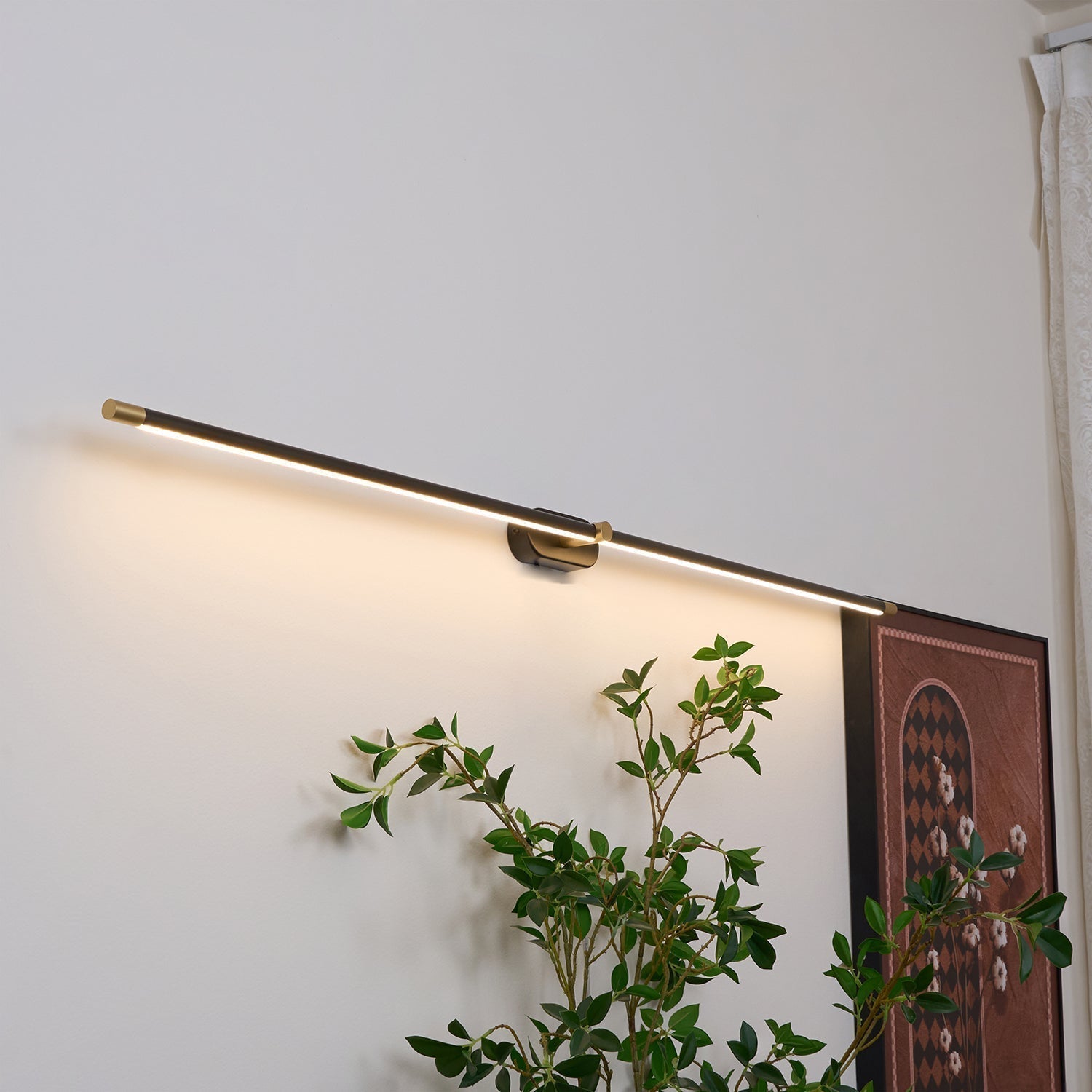 Cressa | Minimalist Linear Wall Lamp | Orntli