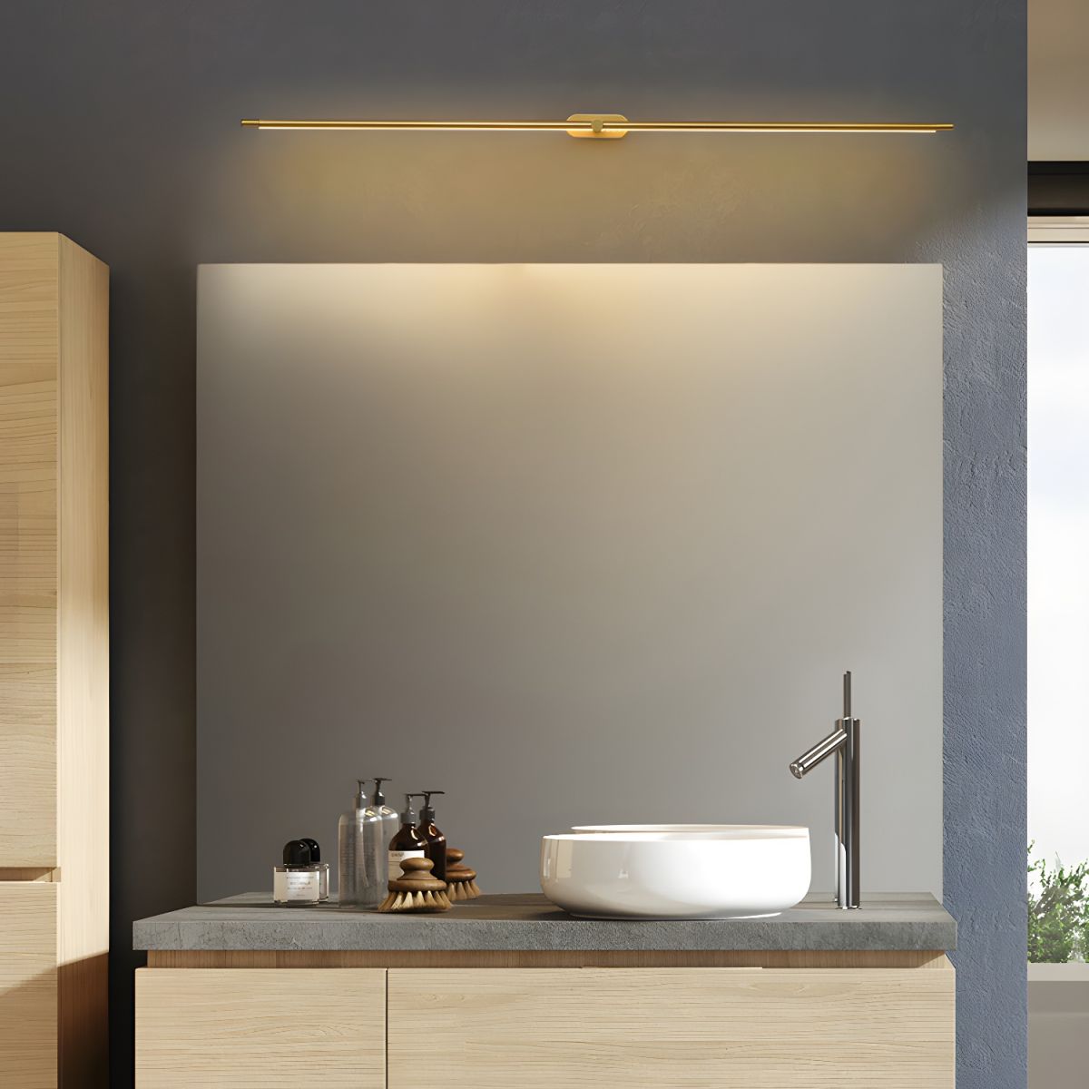 Cressa | Minimalist Linear Wall Lamp | Orntli