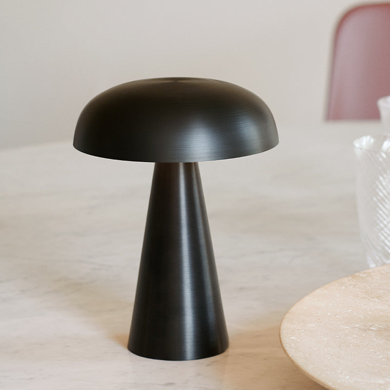 Kirra Minimalistische Schreibtischlampe | Orntli