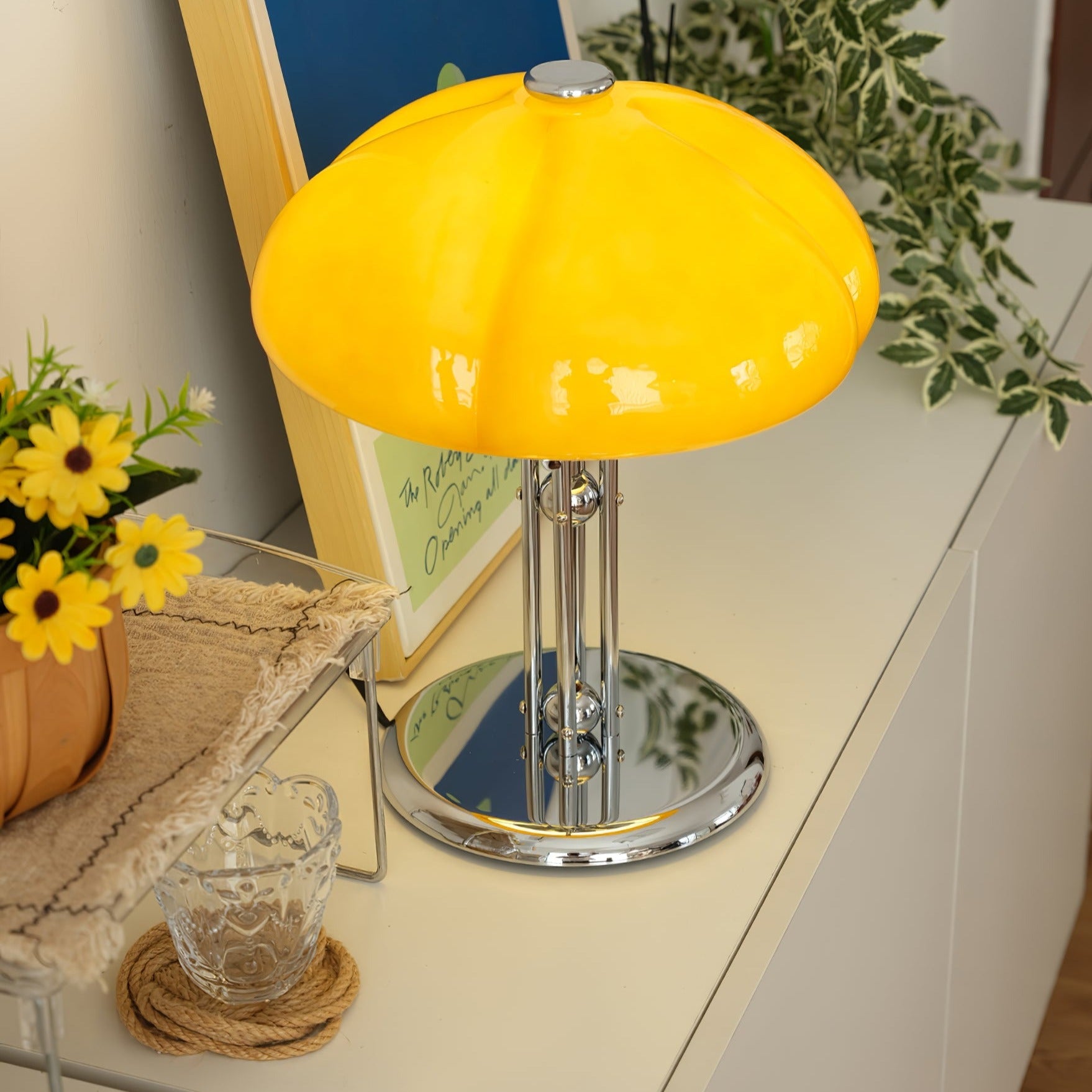Pilz-Tischlampe im Bauhaus-Stil | Orntli