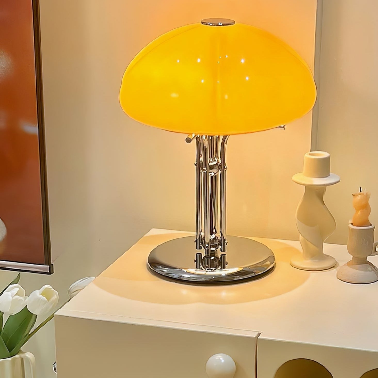 Pilz-Tischlampe im Bauhaus-Stil | Orntli