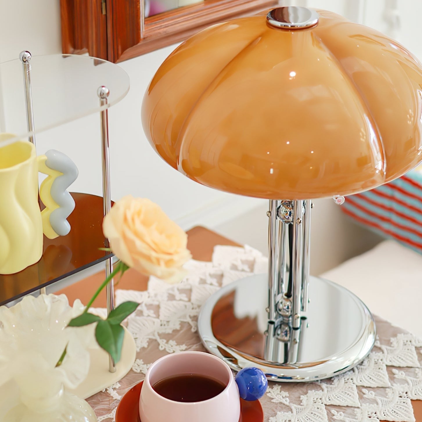 Pilz-Tischlampe im Bauhaus-Stil | Orntli