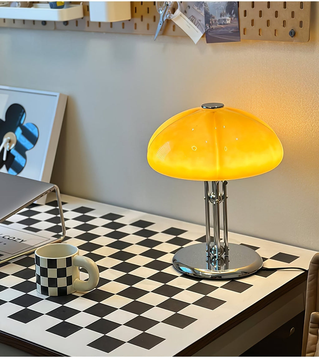 Pilz-Tischlampe im Bauhaus-Stil | Orntli