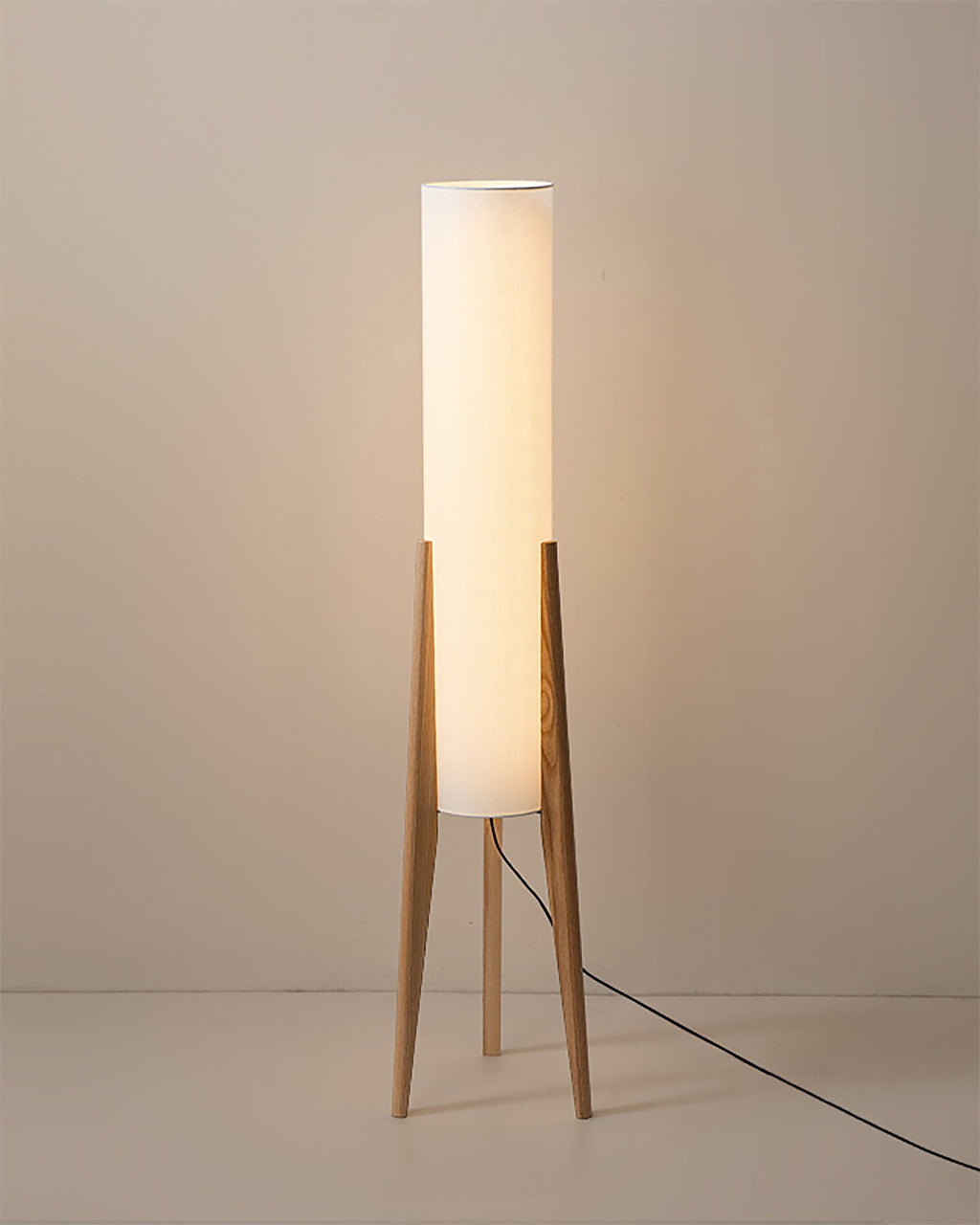 Stojací lampa z ořechového dřeva, umělecká lampa z masivu
