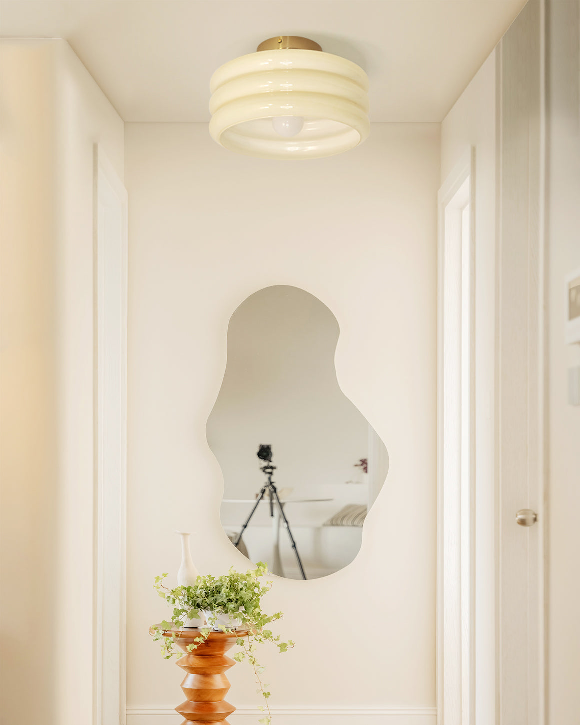 Aeloria Pointed Layered Soft Cream Classic Ceiling Light