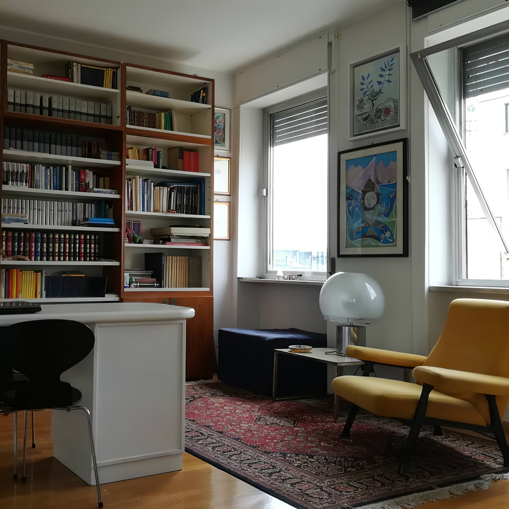 AuroraGlow | Retro Bordlampe med Matt Glasskule