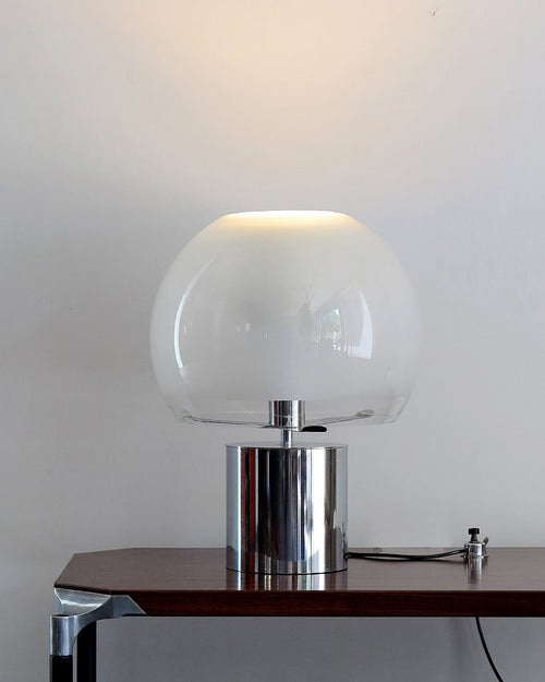 AuroraGlow | Lampe de Table Rétro avec Globe en Verre Mat