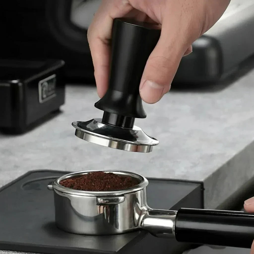 Asteris Espresso Tamper for jevn pressing og balansert ekstraksjon for hjemmebaristaer