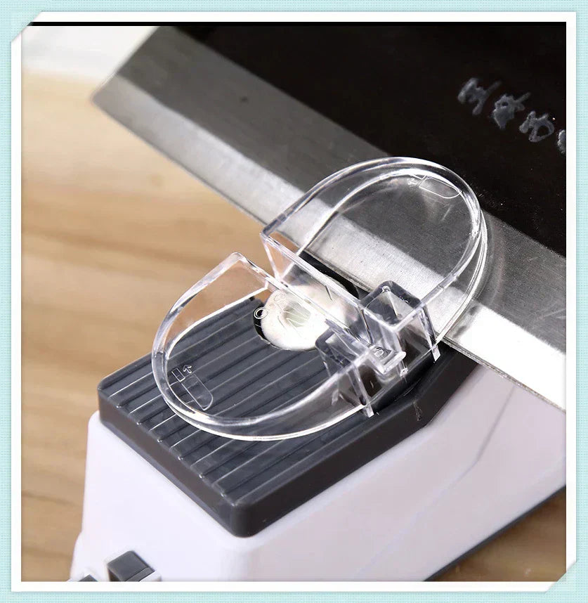 SwiftSharp: USB-elektrisk knivoplader