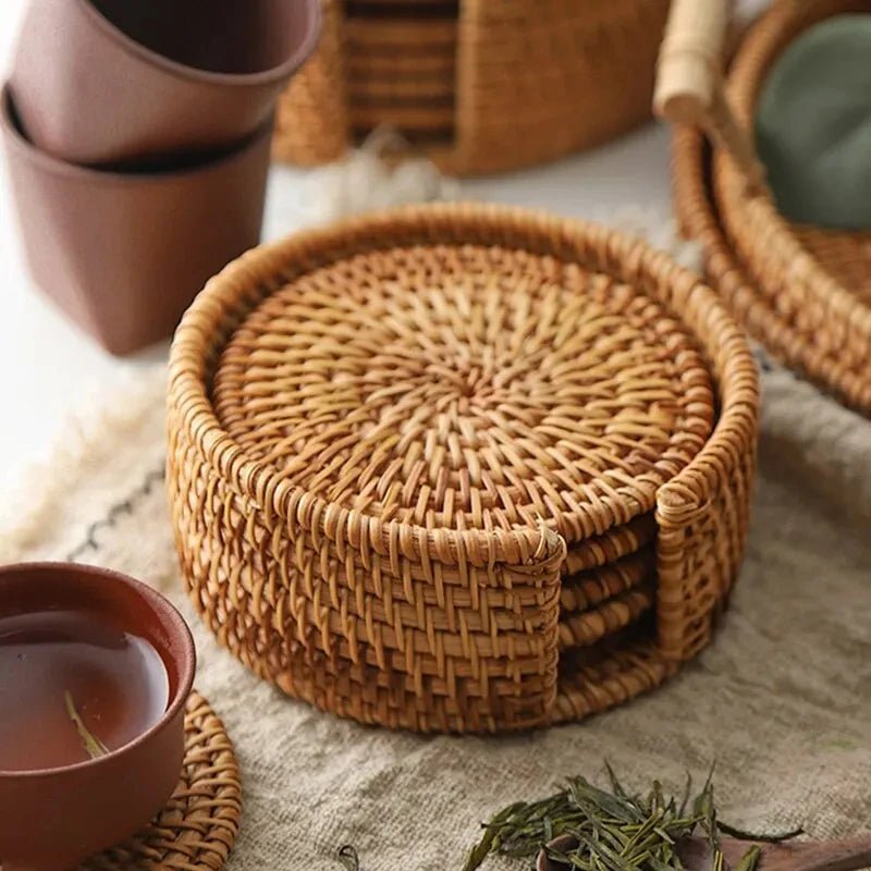 AzureLeaf Rattan Underlag Sett 6 Deler Skli-frie Drikkebrikker for Stilfulle Bord