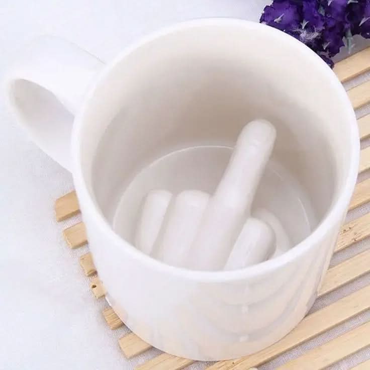 PrankMate Tazza in Ceramica con Scomparto Nascosto Divertente per Scherzi in Ufficio