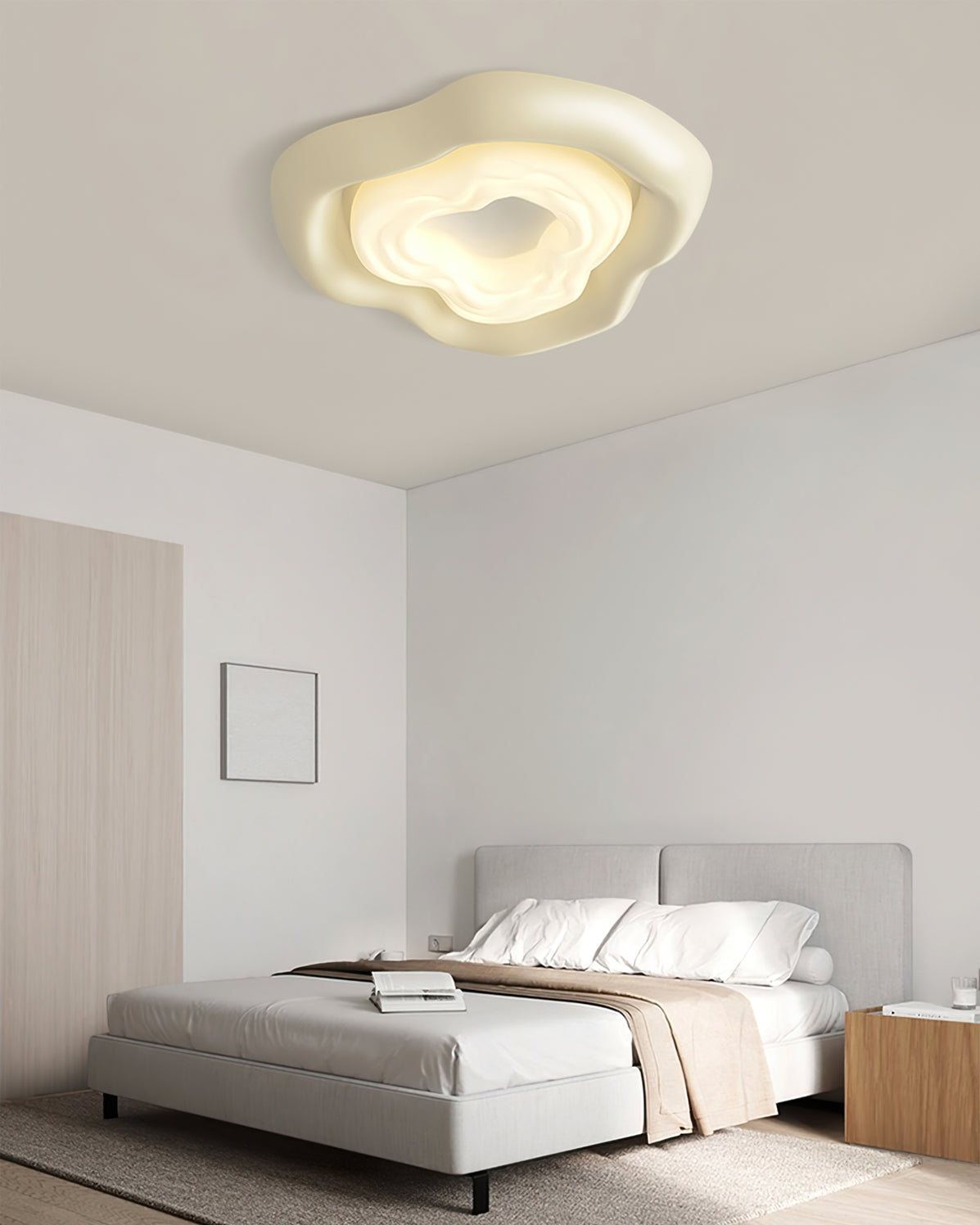 Lampa sufitowa Bellora Bloom w kształcie róży z ciepłym światłem