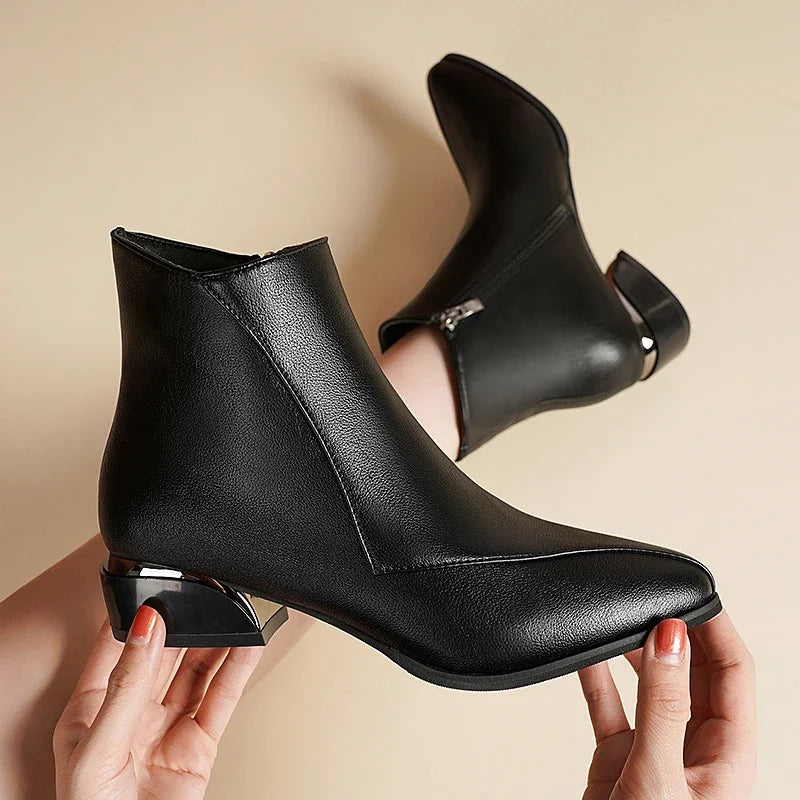 Vellora Streamlined Heeled Ankle Boots | Orntli