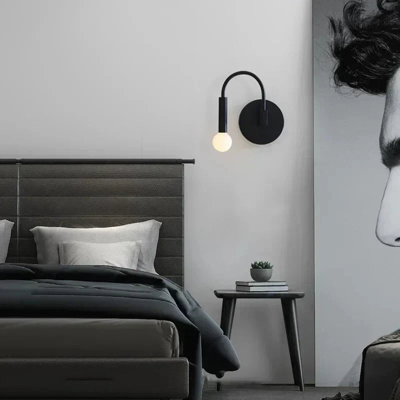 NovaLume Metall vegglampe med LED E14-pære inkludert