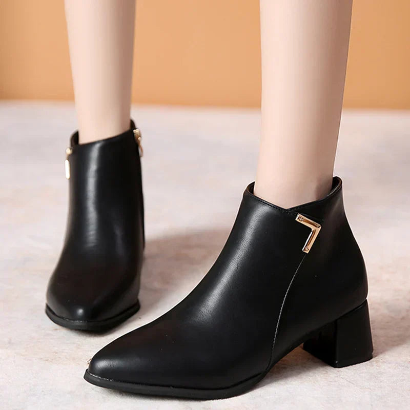 Rivelle | Classic Ankle Boots | Orntli