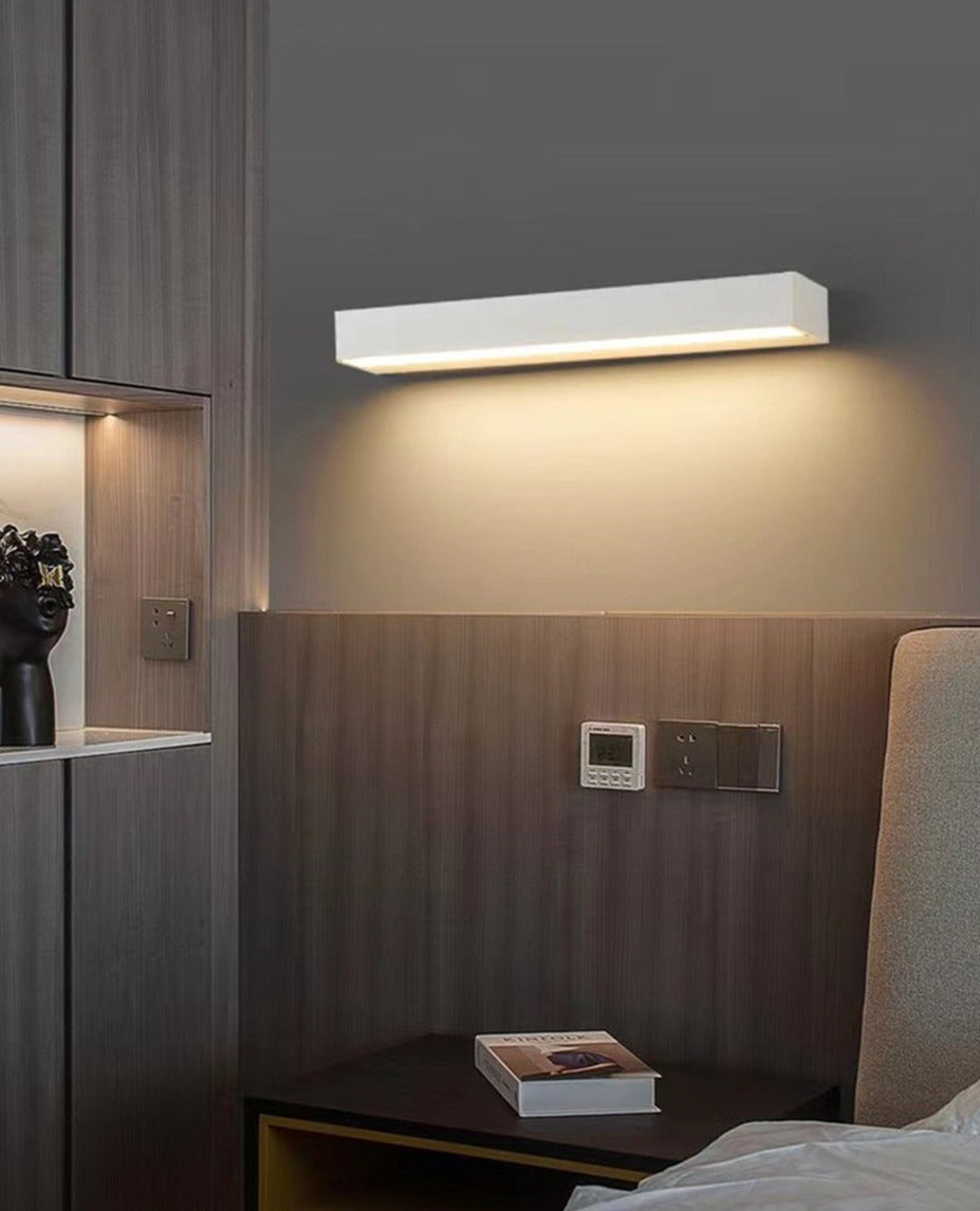 Luminara | Værbestandig Elegant Hagevegglampe
