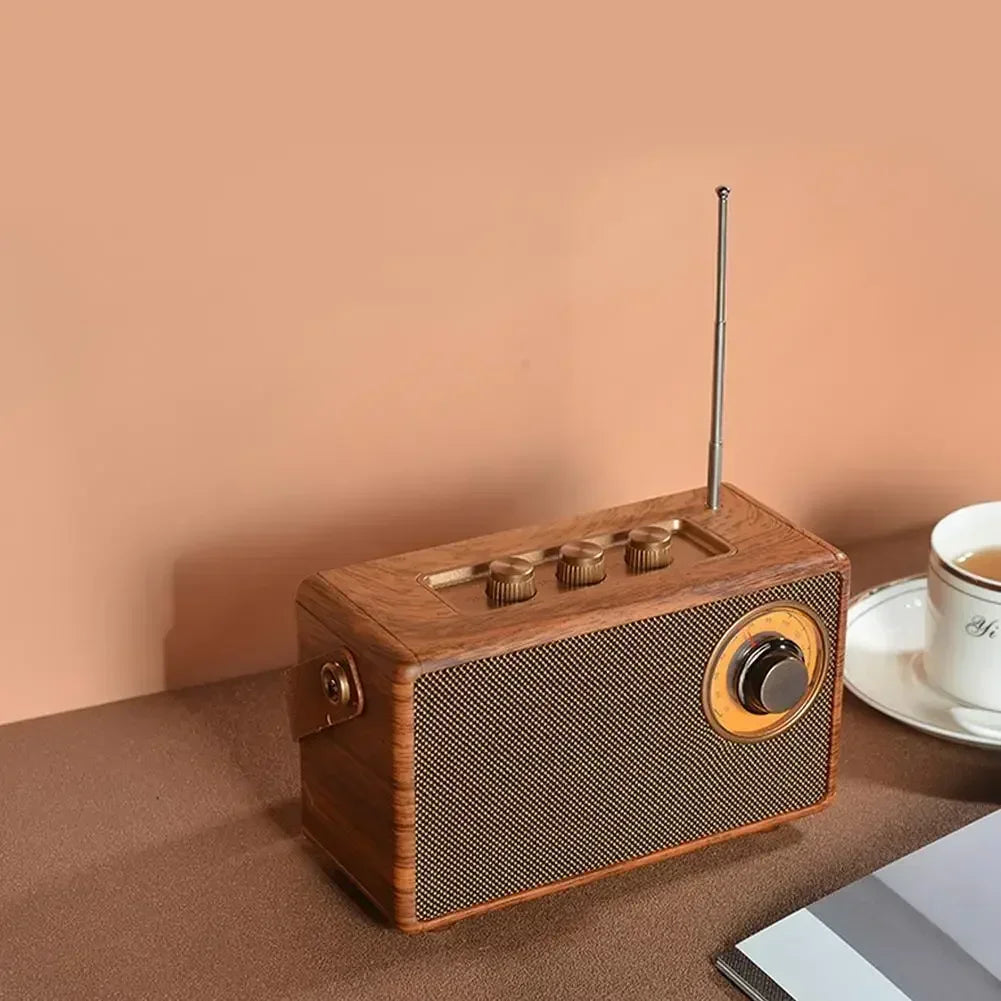 2024 Retro Træ Bluetooth Højttaler - Stilfuld Bærbar Stereo til Hjem, Camping og Rejser