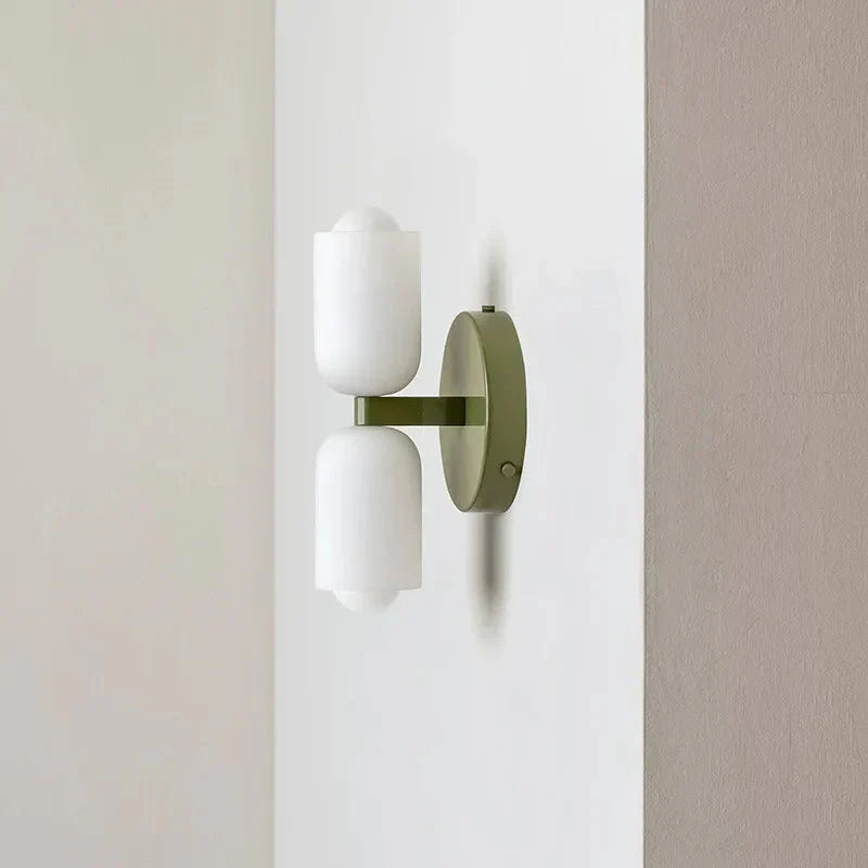 NovaLume matt hvit vegglampe med kremet glød LED to pærer inkludert
