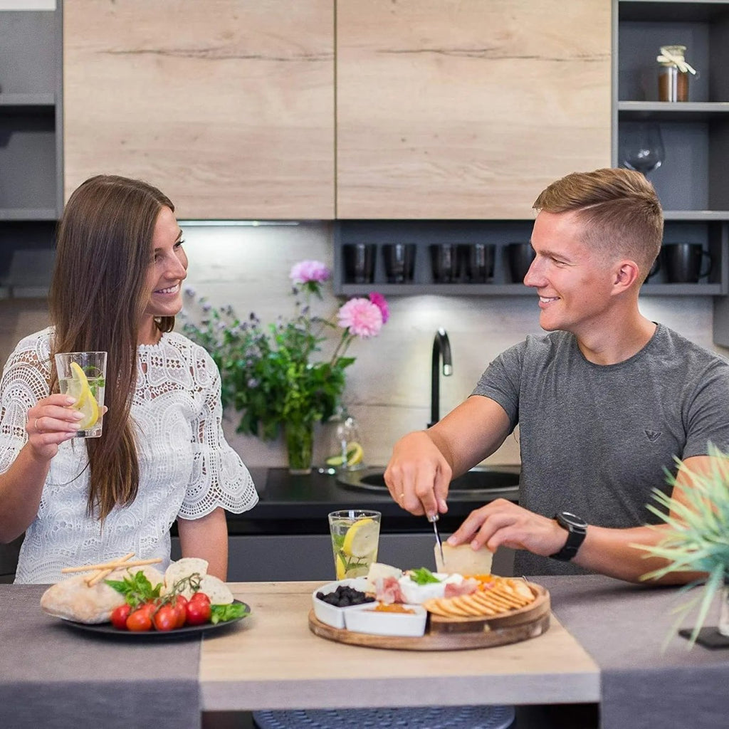 Nova Premium Charcuterie-brettsett med serveringsbrett i akasietre for vertskapet