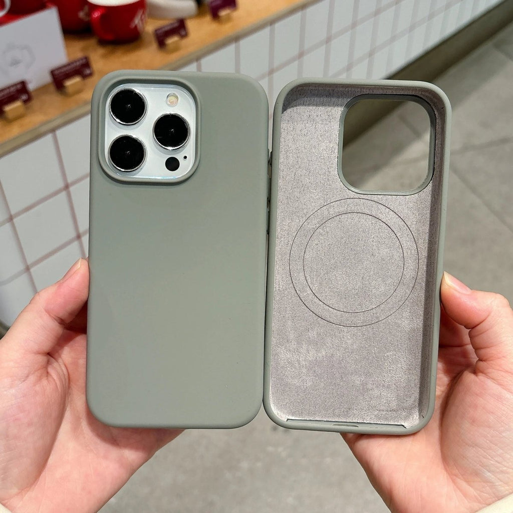 NovaLock Soft Magnetic Liquid Silicone Case for iPhone 17