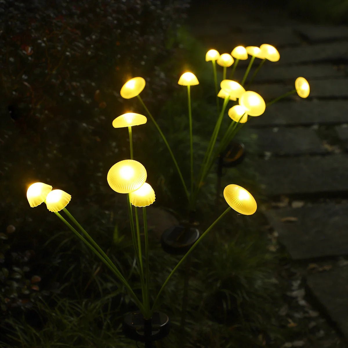 EverGlow Weatherproof 10 LED Mushroom Lights For Cozy Outdoor Gardens