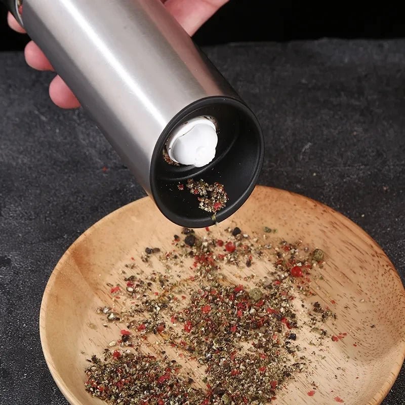 AromaNova Oppladbar Elektrisk Pepperkvern for Enkel Krydring Hjemmekokker