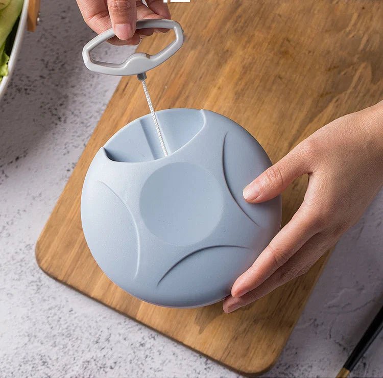 Moedor de Carne Manual NovaGrind, Versátil em Aço Inoxidável para Cozinhas Domésticas e Profissionais